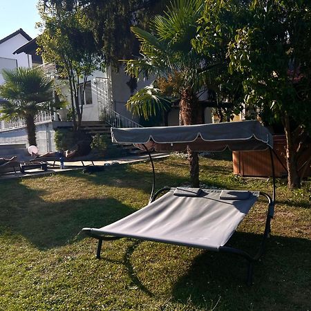 Privates Ferienhaus Mit Pool & Whirlpool Zentral In Bad Dürkheim Eksteriør billede