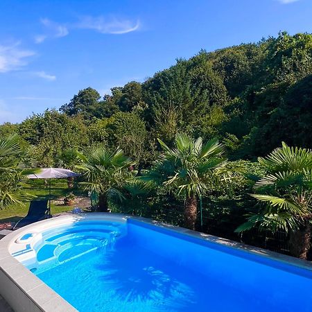 Privates Ferienhaus Mit Pool & Whirlpool Zentral In Bad Dürkheim Eksteriør billede