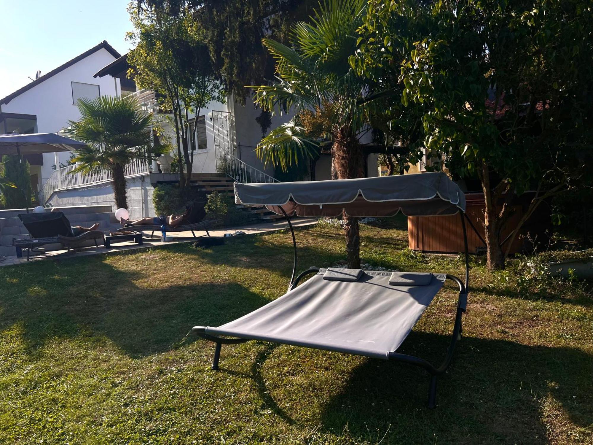 Privates Ferienhaus Mit Pool & Whirlpool Zentral In Bad Dürkheim Eksteriør billede
